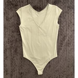 Everlane Supima Cotton Blend Light Green Cap Sleeve V Neck Bodysuit Size M